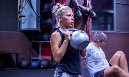тренирай с пудовки в wow gym
